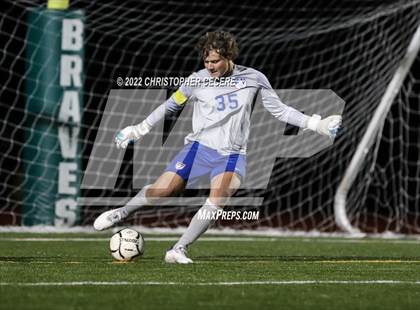 Thumbnail 3 in Penn Yan Academy vs Bishop Kearney (Section 5 Class B2 Final) photogallery.