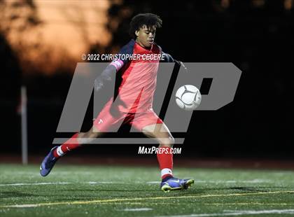 Thumbnail 2 in Penn Yan Academy vs Bishop Kearney (Section 5 Class B2 Final) photogallery.