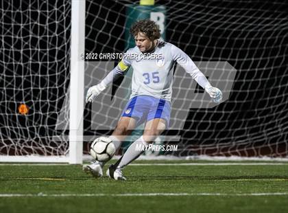 Thumbnail 2 in Penn Yan Academy vs Bishop Kearney (Section 5 Class B2 Final) photogallery.