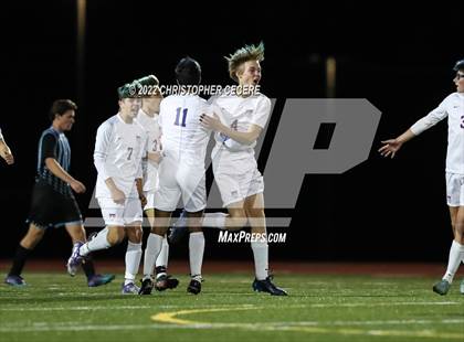 Thumbnail 3 in Penn Yan Academy vs Bishop Kearney (Section 5 Class B2 Final) photogallery.