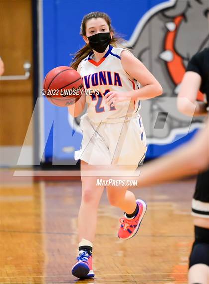 Thumbnail 1 in Midlakes @ Livonia photogallery.