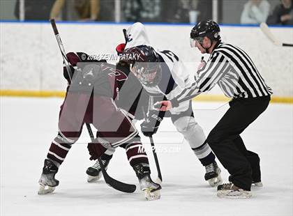 Thumbnail 1 in North Haven @ Wethersfield photogallery.