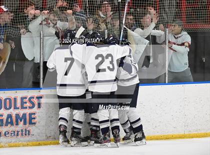 Thumbnail 2 in North Haven @ Wethersfield photogallery.