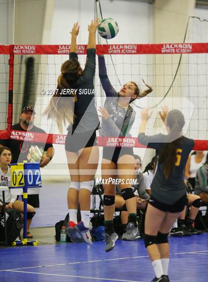 Thumbnail 2 in Tracy vs Armijo (CIVT Pre-season Varsity Tournament) photogallery.