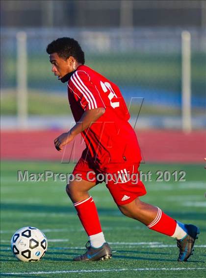 Thumbnail 1 in Clear Creek vs Bellaire (Friendswood Invitational) photogallery.