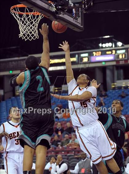Thumbnail 2 in Sheldon vs. Merced (CIF SJS D1 Playoffs) photogallery.