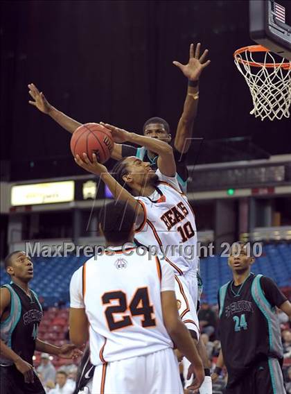 Thumbnail 2 in Sheldon vs. Merced (CIF SJS D1 Playoffs) photogallery.