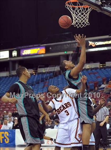 Thumbnail 1 in Sheldon vs. Merced (CIF SJS D1 Playoffs) photogallery.
