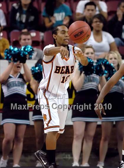 Thumbnail 3 in Sheldon vs. Merced (CIF SJS D1 Playoffs) photogallery.