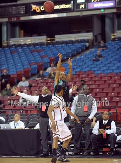 Thumbnail 2 in Sheldon vs. Merced (CIF SJS D1 Playoffs) photogallery.