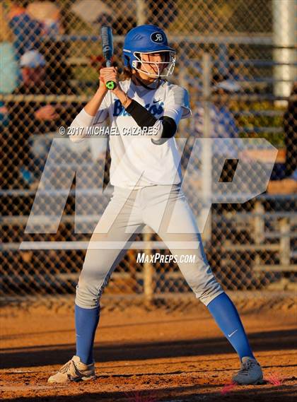 Thumbnail 3 in Mater Dei Catholic vs. Rancho Bernardo photogallery.