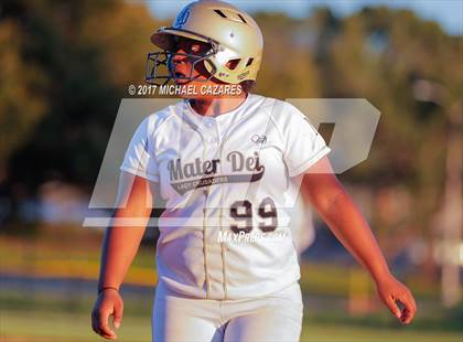 Thumbnail 1 in Mater Dei Catholic vs. Rancho Bernardo photogallery.