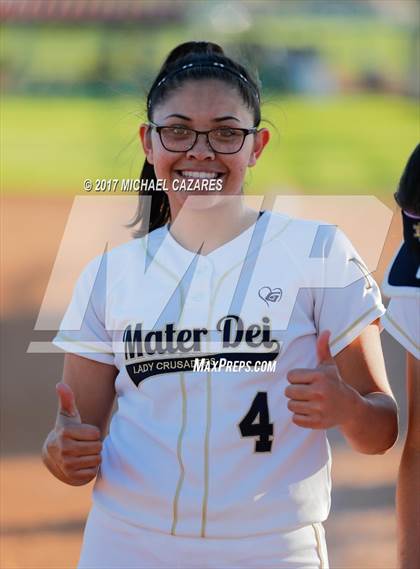 Thumbnail 1 in Mater Dei Catholic vs. Rancho Bernardo photogallery.