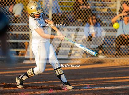 Thumbnail 2 in Mater Dei Catholic vs. Rancho Bernardo photogallery.