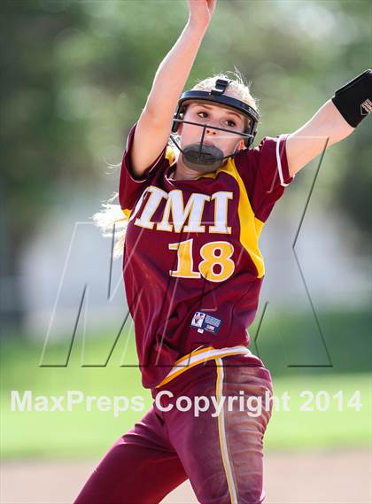 Thumbnail 2 in Royal @ Simi Valley photogallery.