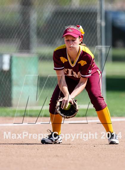Thumbnail 2 in Royal @ Simi Valley photogallery.