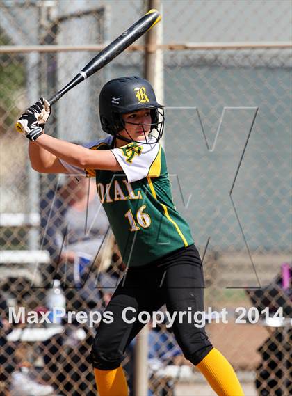 Thumbnail 2 in Royal @ Simi Valley photogallery.