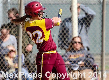 Thumbnail 2 in Royal @ Simi Valley photogallery.