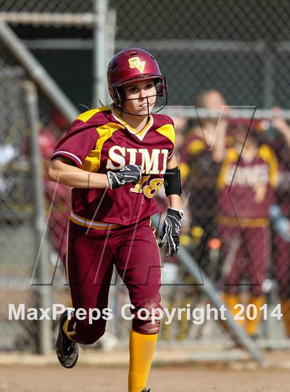 Thumbnail 3 in Royal @ Simi Valley photogallery.