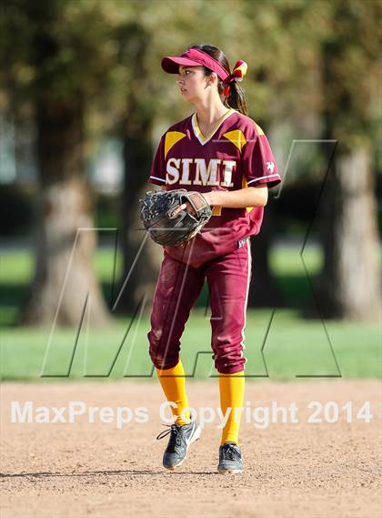 Thumbnail 3 in Royal @ Simi Valley photogallery.