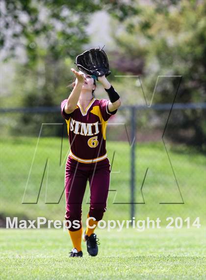 Thumbnail 3 in Royal @ Simi Valley photogallery.