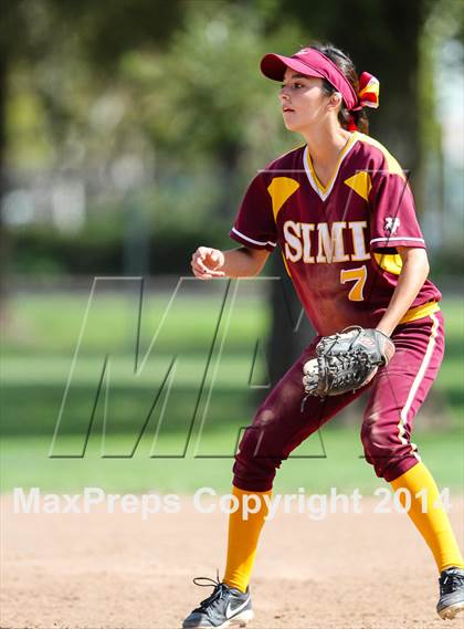 Thumbnail 1 in Royal @ Simi Valley photogallery.