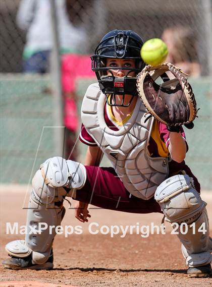 Thumbnail 1 in Royal @ Simi Valley photogallery.