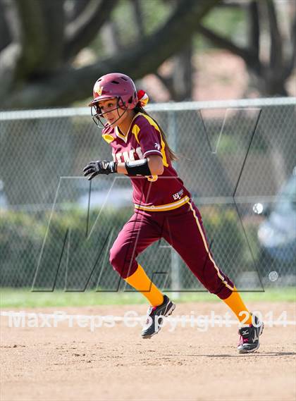 Thumbnail 3 in Royal @ Simi Valley photogallery.