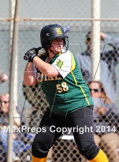 Thumbnail 3 in Royal @ Simi Valley photogallery.