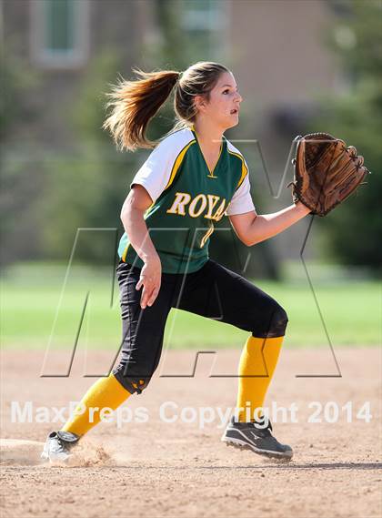 Thumbnail 1 in Royal @ Simi Valley photogallery.