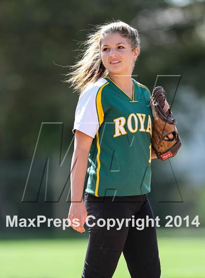 Thumbnail 1 in Royal @ Simi Valley photogallery.