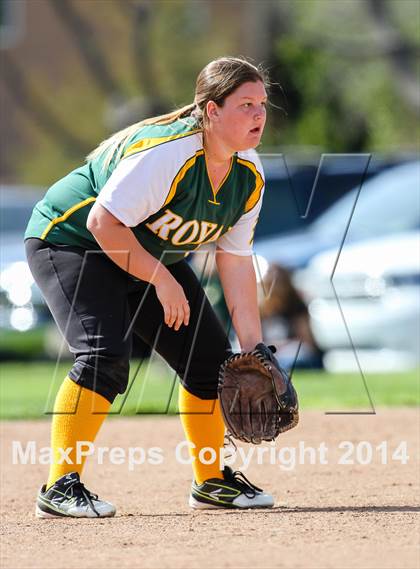 Thumbnail 1 in Royal @ Simi Valley photogallery.