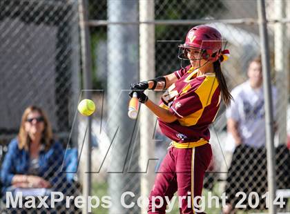 Thumbnail 1 in Royal @ Simi Valley photogallery.