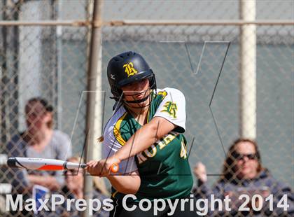 Thumbnail 2 in Royal @ Simi Valley photogallery.
