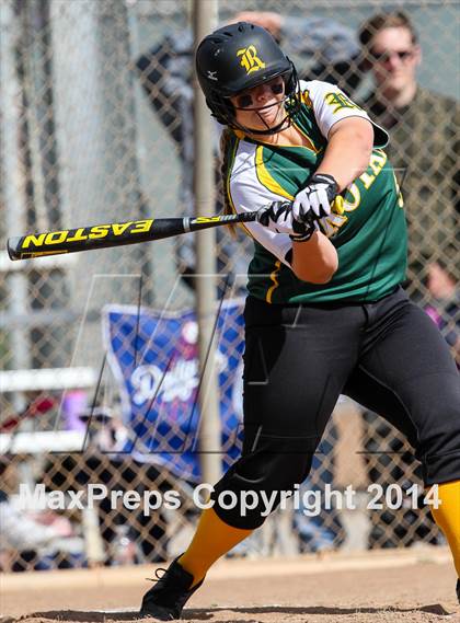 Thumbnail 1 in Royal @ Simi Valley photogallery.