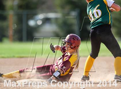 Thumbnail 3 in Royal @ Simi Valley photogallery.