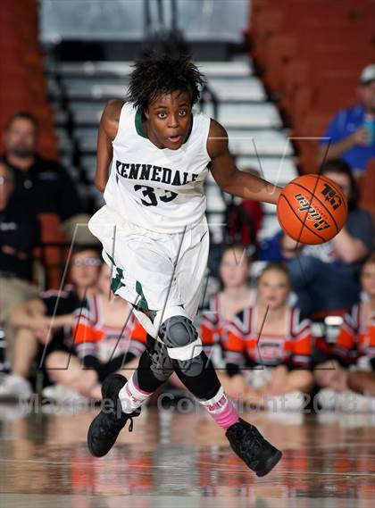 Thumbnail 1 in Kennedale vs. Smithville (UIL 3A Semifinal) photogallery.