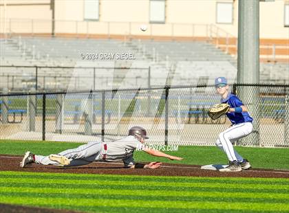 Thumbnail 1 in Edmond Memorial @ Deer Creek photogallery.