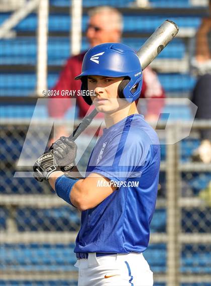 Thumbnail 1 in Edmond Memorial @ Deer Creek photogallery.