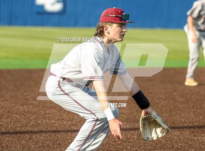 Thumbnail 2 in Edmond Memorial @ Deer Creek photogallery.
