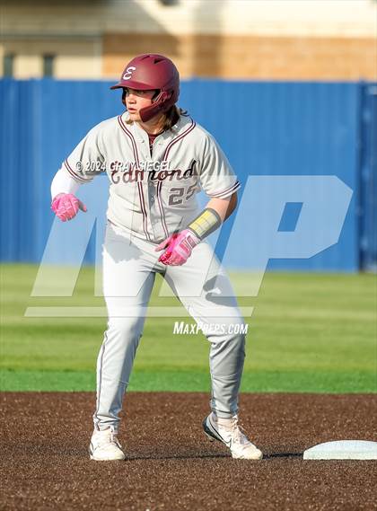 Thumbnail 3 in Edmond Memorial @ Deer Creek photogallery.