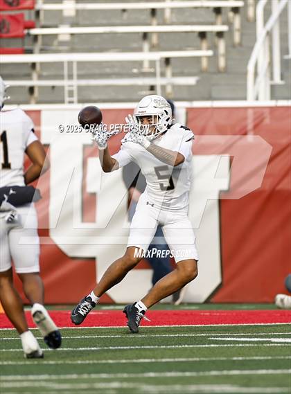 Thumbnail 1 in Lone Peak vs Corner Canyon (UHSAA 6A Final) photogallery.