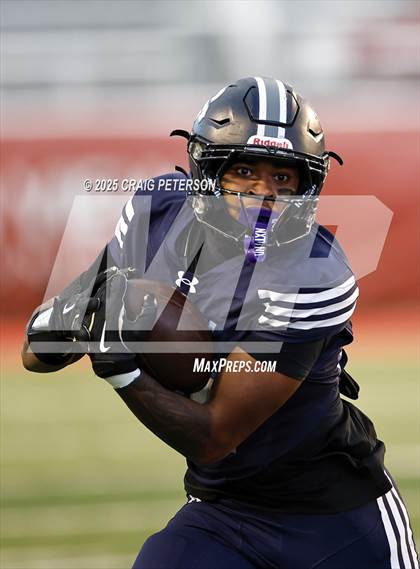 Thumbnail 1 in Lone Peak vs Corner Canyon (UHSAA 6A Final) photogallery.