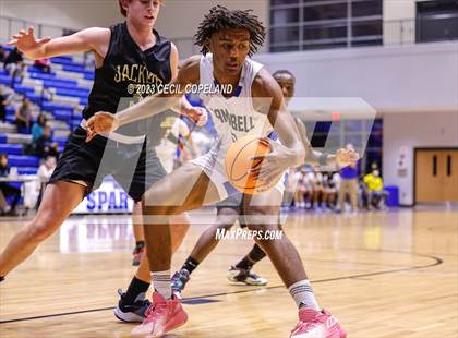 Thumbnail 2 in Sprayberry vs. Campbell photogallery.