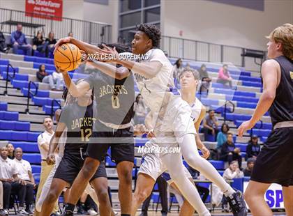 Thumbnail 1 in Sprayberry vs. Campbell photogallery.
