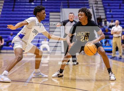 Thumbnail 1 in Sprayberry vs. Campbell photogallery.