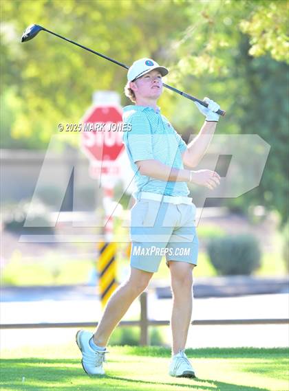 Thumbnail 2 in AIA DII Championships photogallery.