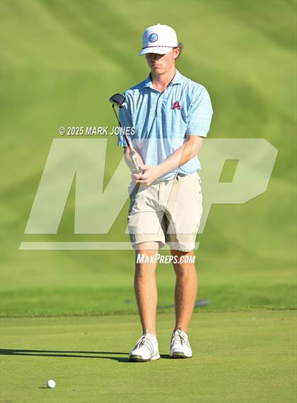 Thumbnail 2 in AIA DII Championships photogallery.