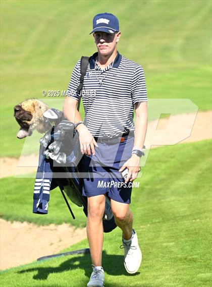 Thumbnail 3 in AIA DII Championships photogallery.