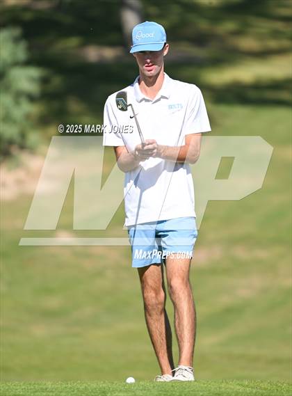 Thumbnail 2 in AIA DII Championships photogallery.